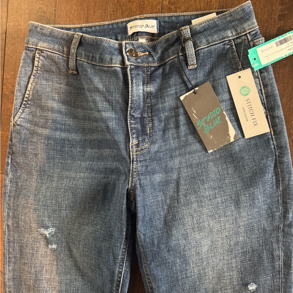 NWT! Studio Blue Boyfriend Jeans Relaxed Fit - Picture 3 of 4